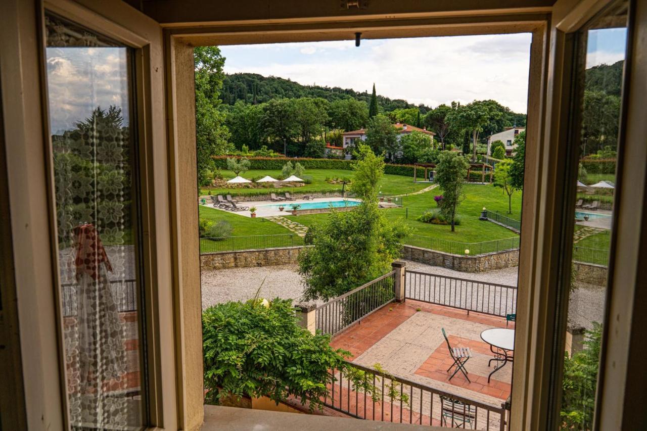 Villa D'Epoca Carniani อาเรซโซ ภายนอก รูปภาพ