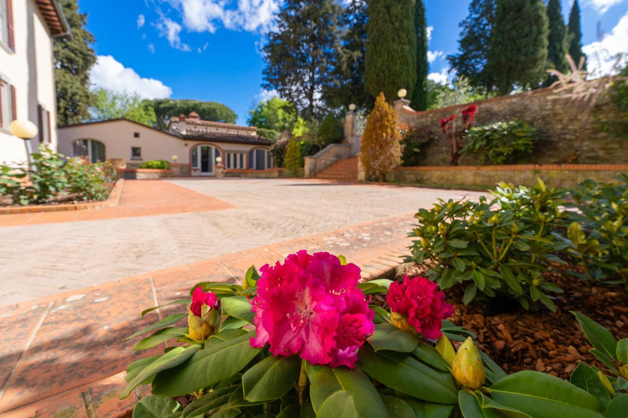 Villa D'Epoca Carniani อาเรซโซ ภายนอก รูปภาพ